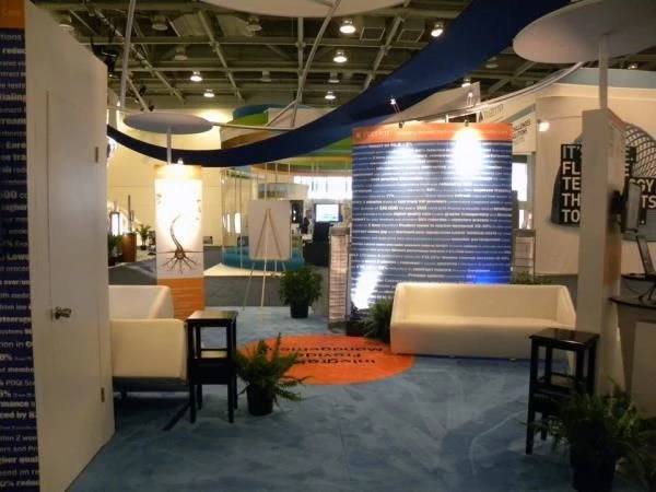 MOD027 - Custom Trade Show Exhibit for Manufacturing